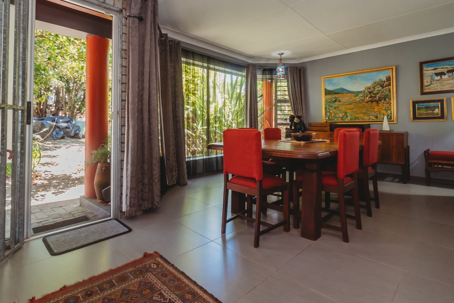 4 Bedroom Property for Sale in Denver Park Western Cape